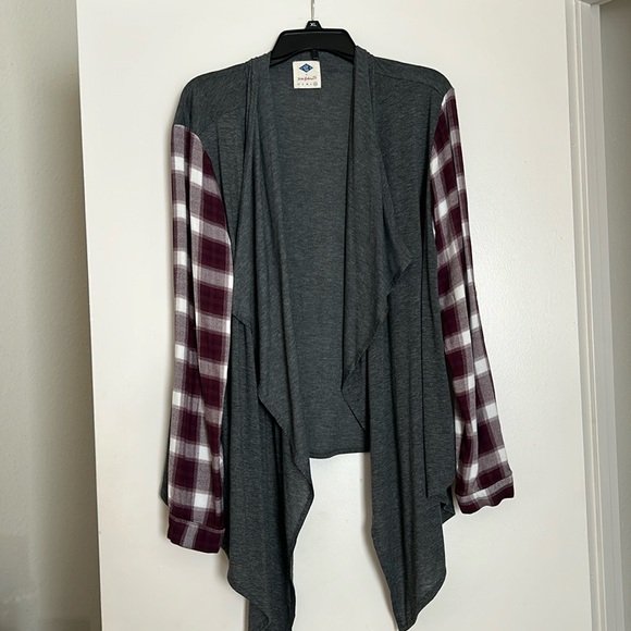 Flowy Cardigan - Picture 1 of 4